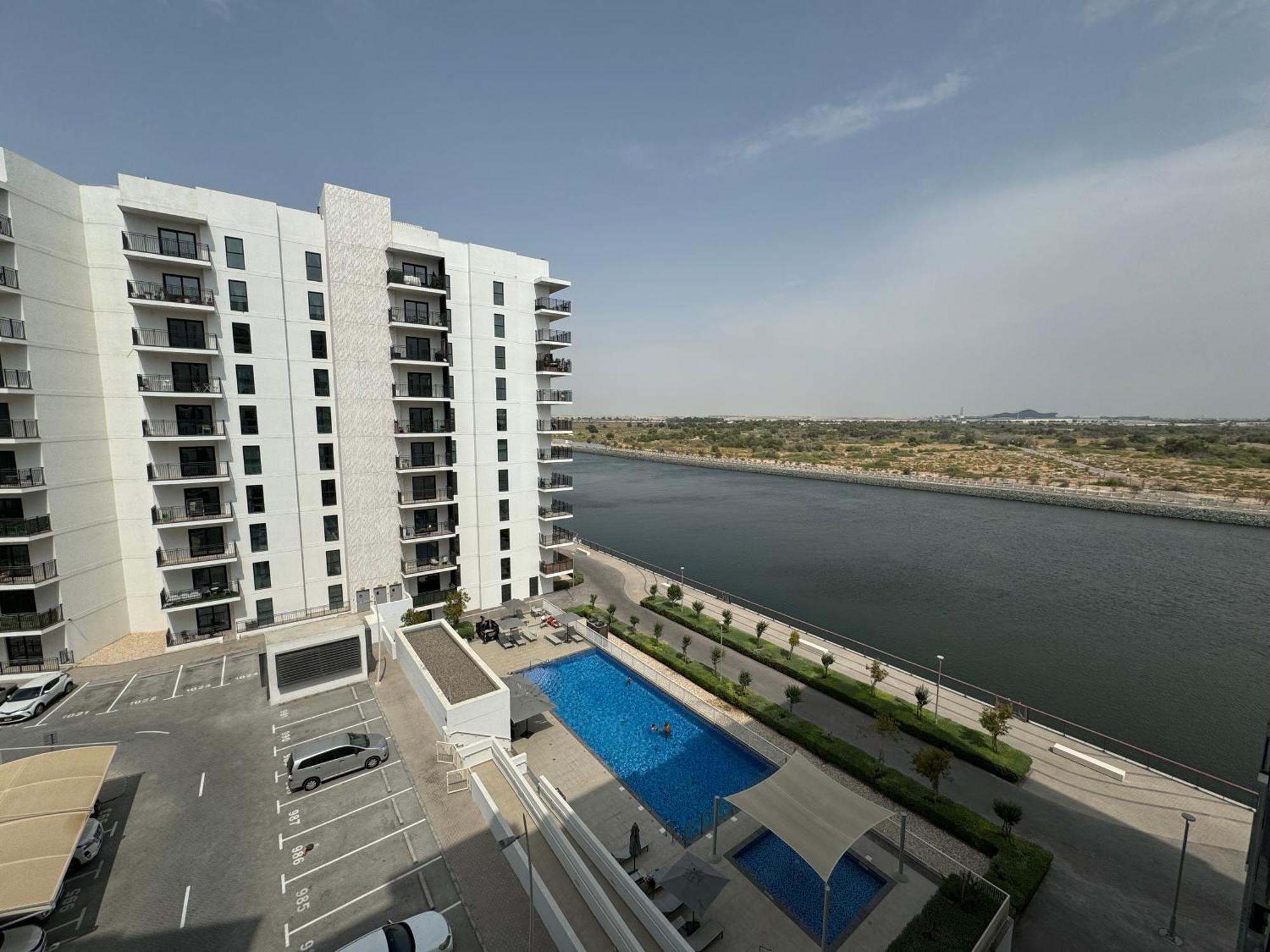 The Sea World Lookout Loft Abu Dhabi